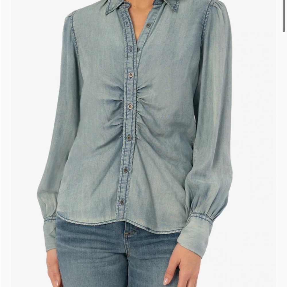Kut from the Kloth Blue Denim Button Up